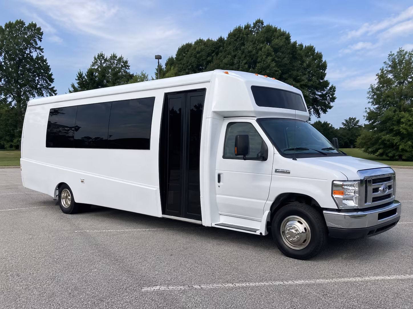 glendora 18 passenger party bus